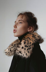 FUR COLLAR