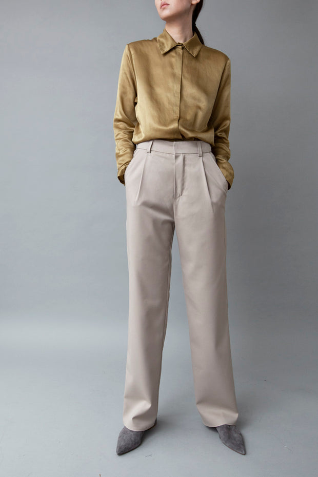 PLEATED BEIGE TROUSERS